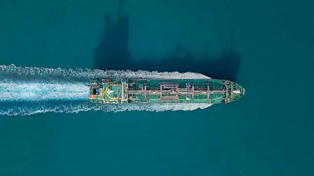 La verificación del bloqueo naval cerca de Ormuz sigue afectando el riesgo del transporte de fertilizantes